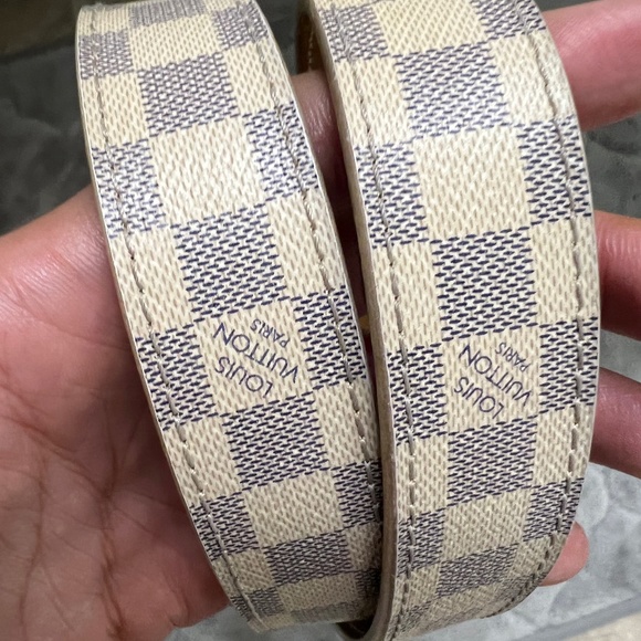 Louis Vuitton Belt - Picture 1 of 8